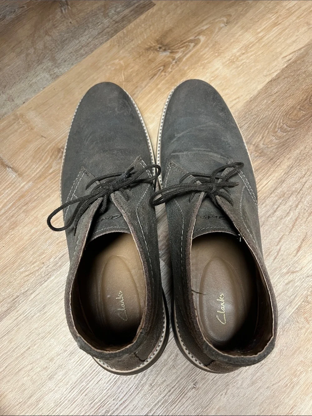 Clarks Men size 12, Suede Chukka Boots - Brown